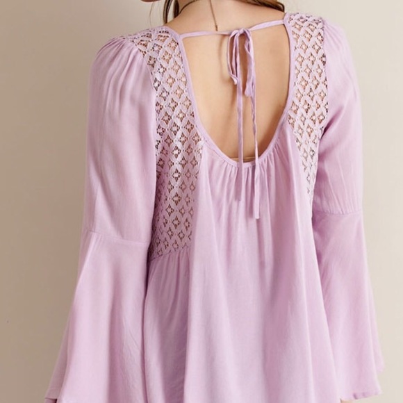 Bell sleeve top - Picture 3 of 3