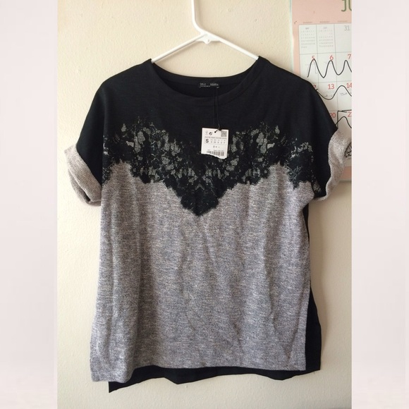 ✨NWT Zara lace detail top✨