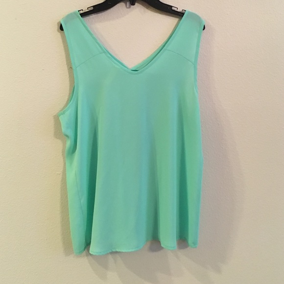 Pleated front mint tank - Picture 2 of 2