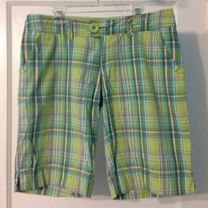 Juniors size 9 shorts