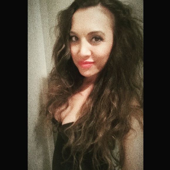 Meet your Posher, Sahar - Picture 1 of 1