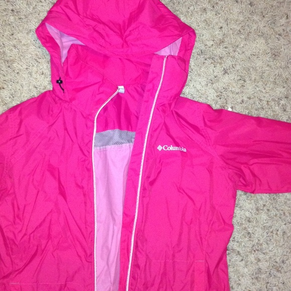 Columbia rain jacket/ wind breaker