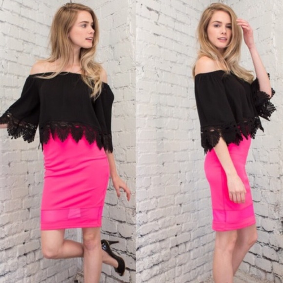 Lace Trim Off-the Shoulder Top