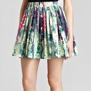 Reiss Dresses & Skirts - Reiss Delia Waistband Mini Full Short Skirt Reiss Dresses & Skirts - Reiss Delia Waistband Mini Full Short Skirt