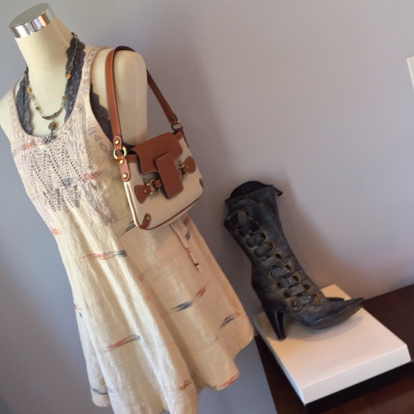 NWOT Authentic Burberry Mini Bag - Picture 4 of 4