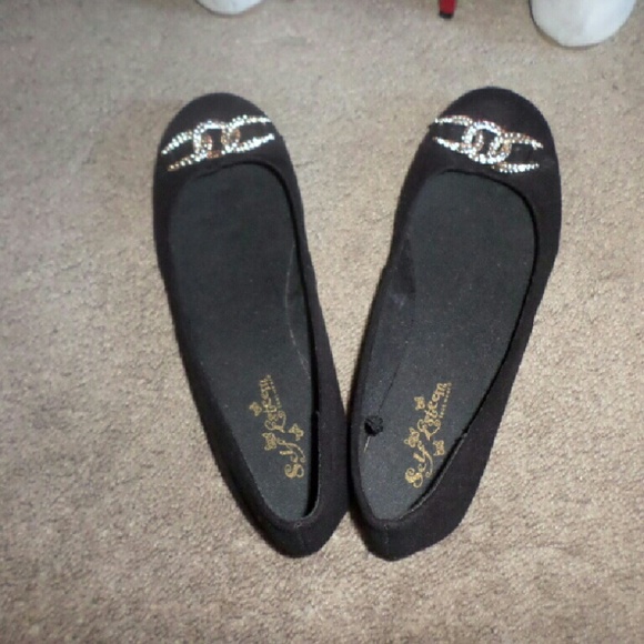 Black Flats