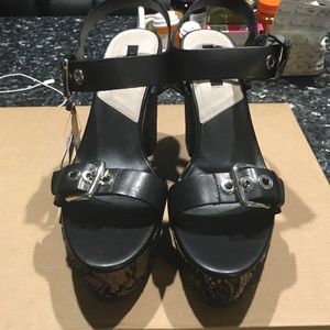 Zara leather wedge with lace sold out everywhere