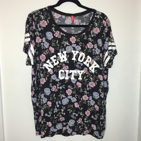 H&M Tops - H&M floral NYC tshirt with baseball stripe sleeve