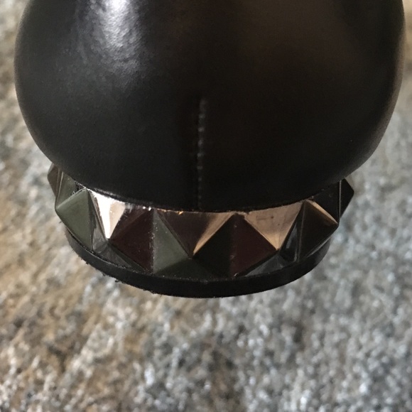 BCBGMaxAzria Window Cutout Studded Heel Flats - Picture 4 of 4