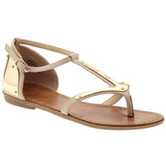 Brand New zigi girl arrow sandals size 8.5