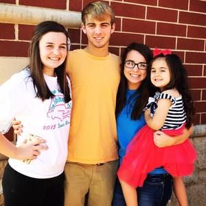 Meet your Posher, Kelly