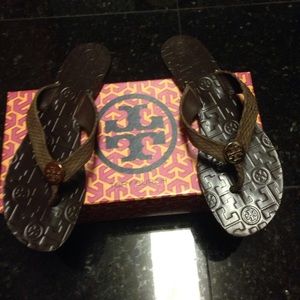 Beautiful faux novelty brown suede Thora things !