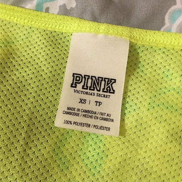 SOLD!! Size XS - VS PINK neon yellow cropped tee - Picture 3 of 4