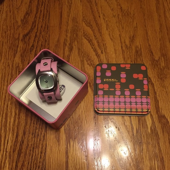 Pink Fossil watch