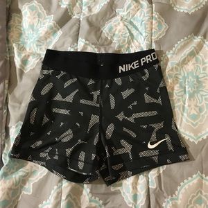 SOLD!!! Size M - Nike Pro shorts
