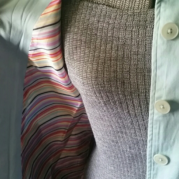 Walking jacket - Picture 4 of 4