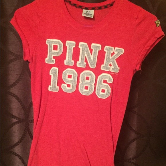 Victoria's Secret TShirt - Picture 1 of 1