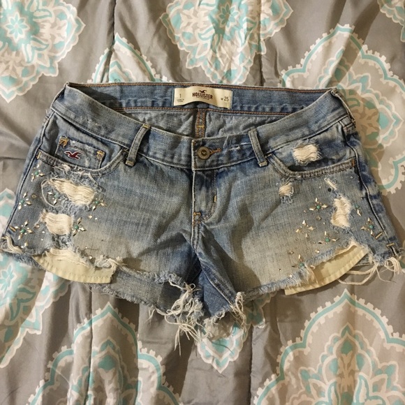 Size 1 - Hollister jean shorts with studs - Picture 1 of 4