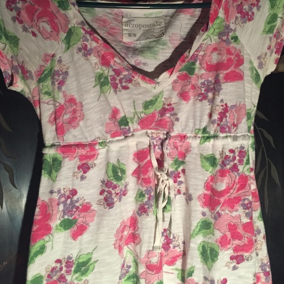 Pink floral shirt - Picture 2 of 4