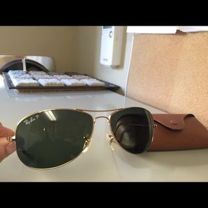Ray-Ban Aviator style sunglasses (polarized)