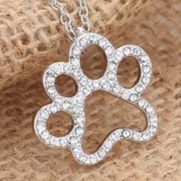 🆕 LAST ONE Dog Paw Prints 🐾🐾🐾 Necklace - Picture 2 of 2