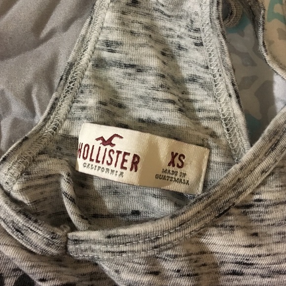 NWOT! Size XS Hollister crop top - Picture 4 of 4