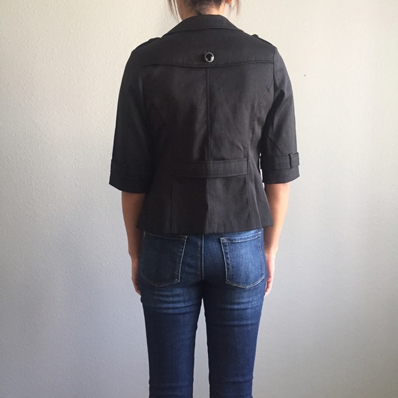 •Black Jacket• - Picture 2 of 2