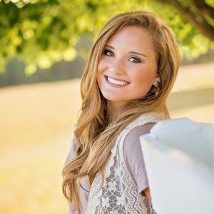 Meet your Posher, Alyssa