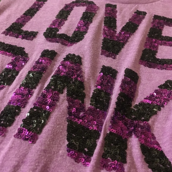 SOLD!!! VS PINK purple tee with sequences - Picture 2 of 4