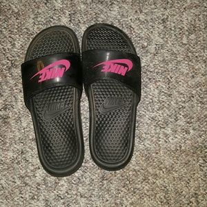 Womens Nike Slides