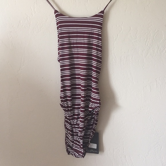 NWT Missguided Open Back Bodysuit - Picture 2 of 4