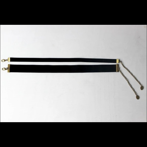 velvet black choker necklace