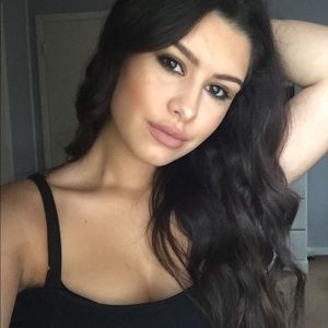 Meet your Posher, Salma