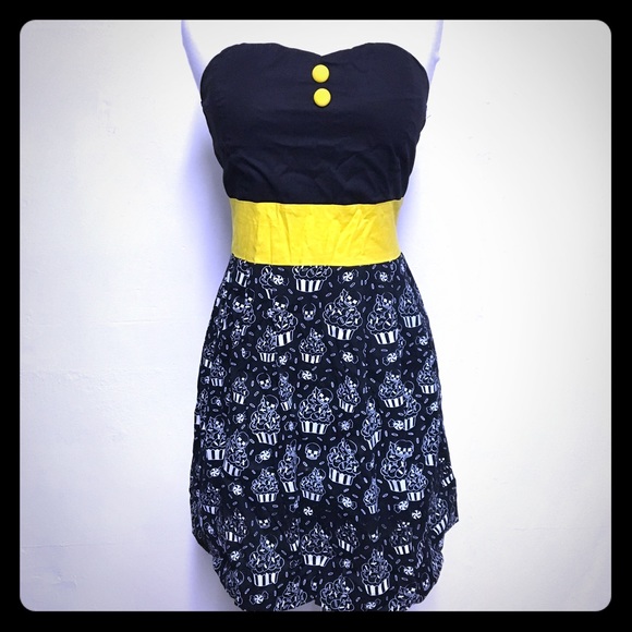 Sourpuss killer cupcake dress