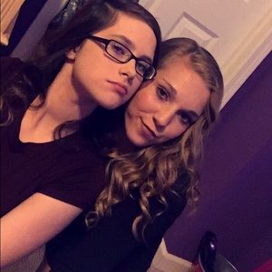 Meet your Posher, Isabella