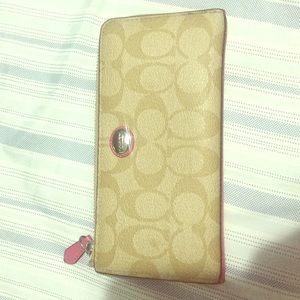 Coach wallet