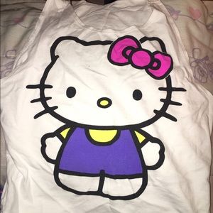 Hello kitty crop top 2 hour sale🎉❗️