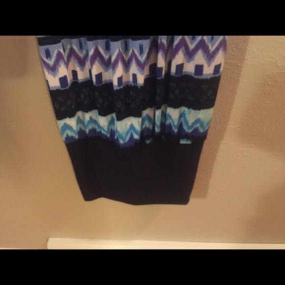 Dress - Picture 2 of 4