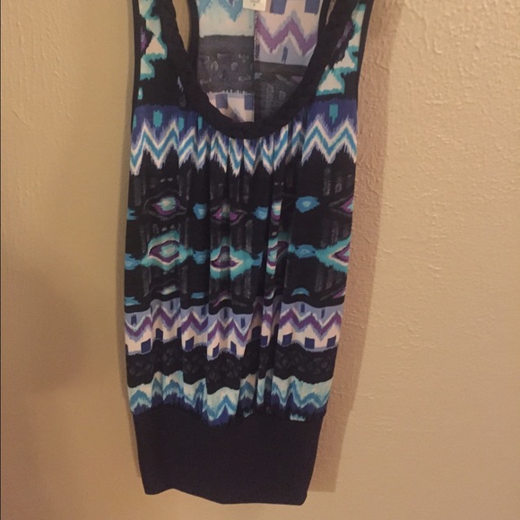 Dress - Picture 3 of 4