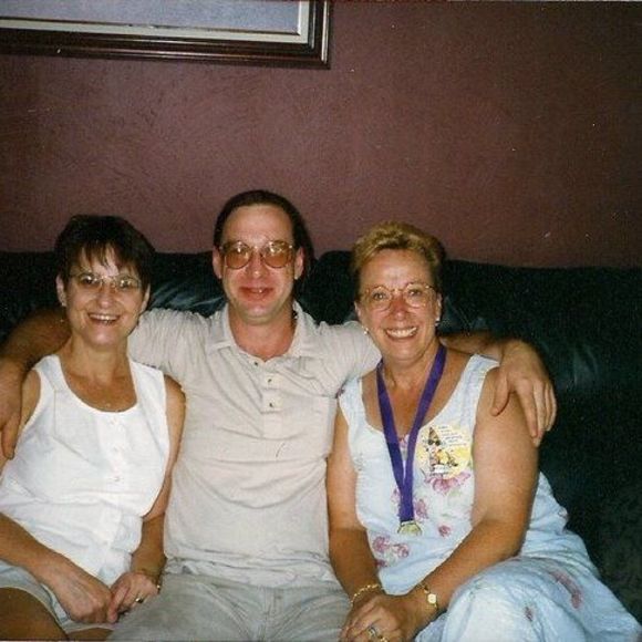 Meet your Posher, Yvonne - Picture 1 of 1