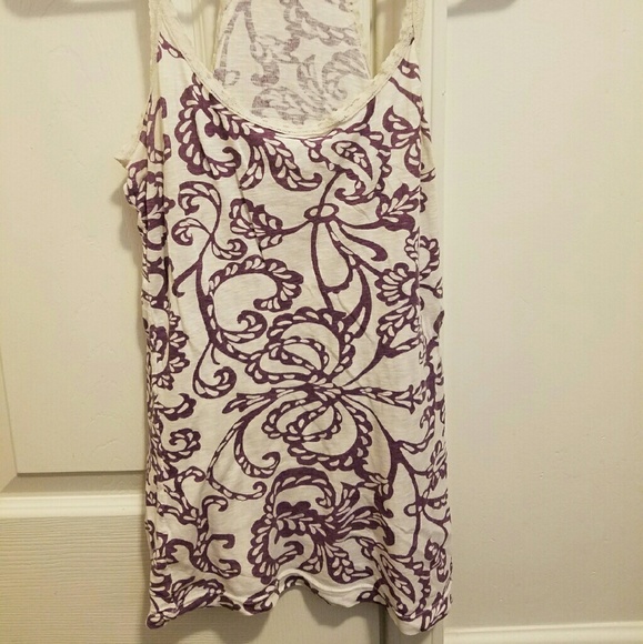 Aeropostale tank top. Pretty purple paisley print. - Picture 1 of 4
