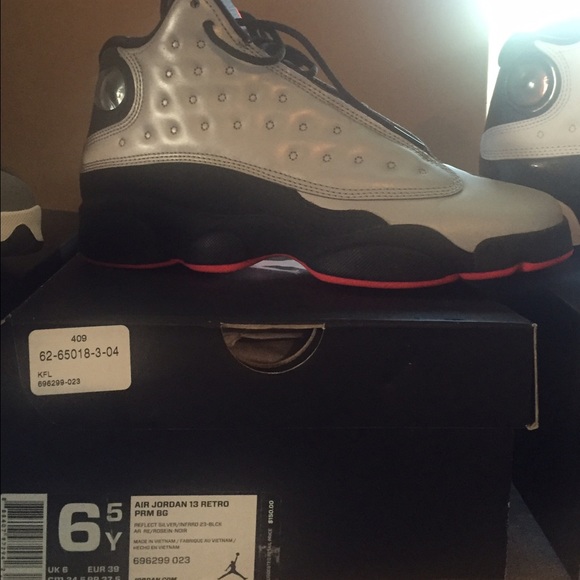 Retro 13 - Picture 1 of 2