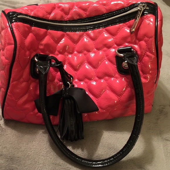 Very cute heart quilt Betsey Johnson purse