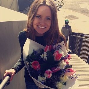 Meet your Posher, Olivia