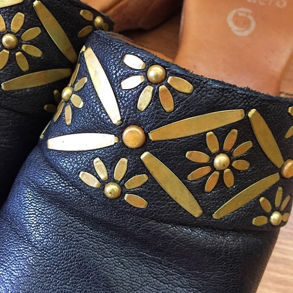 Calleen Cordero Florita Clog - Picture 7 of 8