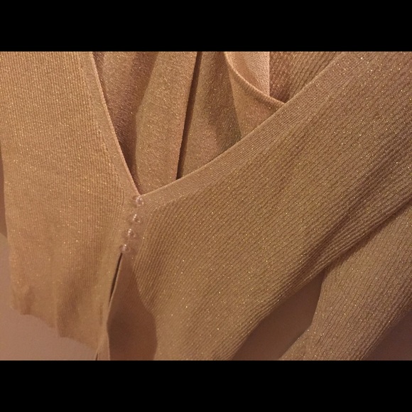 Top - Picture 4 of 4