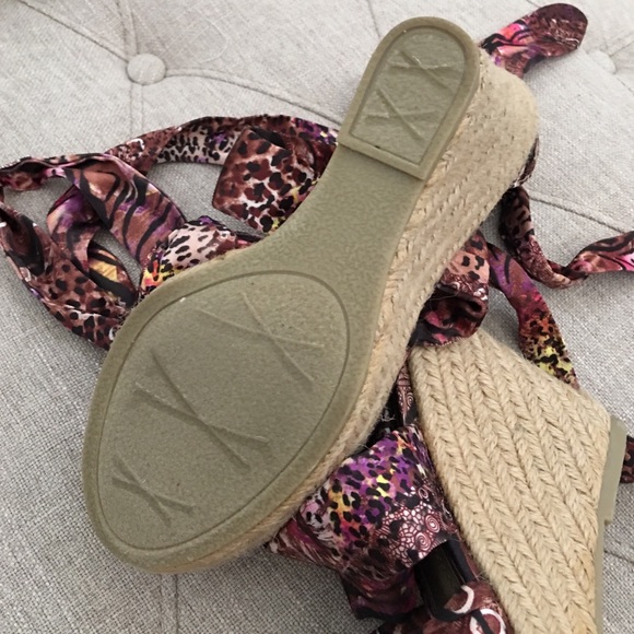 ❌ IMPO tipsy wedge sandal size 7 Brand New unworn - Picture 3 of 4