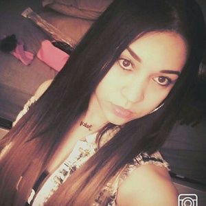 Meet your Posher, Connie