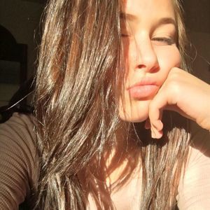 Meet your Posher, Camille