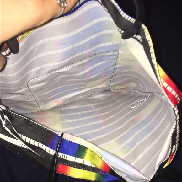 Kate Spade Saturday Bold Colored Saturday Tote🆕 - Picture 4 of 4